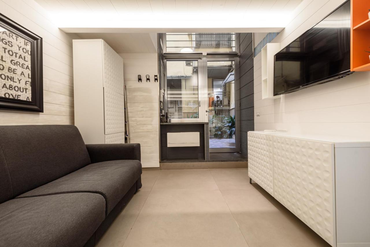 Riviera Di Chiaia 155 Apartment เนเปิลส์ ภายนอก รูปภาพ