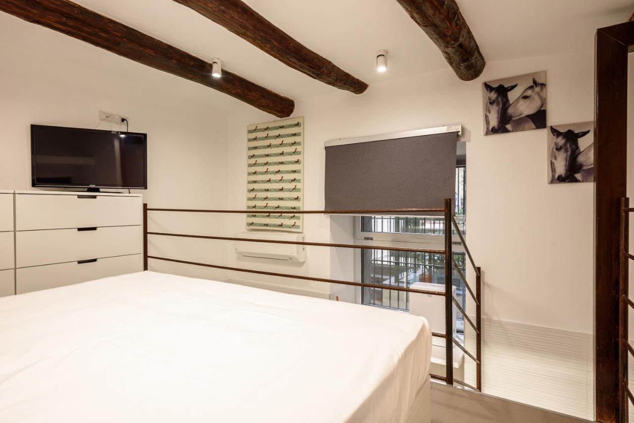 Riviera Di Chiaia 155 Apartment เนเปิลส์ ภายนอก รูปภาพ